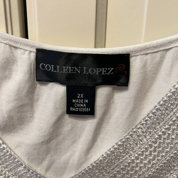 COLLEEN LOPEZ Blue & White Ombre ¾ Batwing Sequin Trim Blouse Top (Size 2X) - Picture 2 of 10